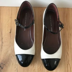 Marc Jacobs Cap Toe Mary Janes sz 38